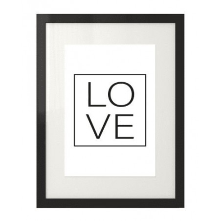 Minimalistyczny plakat na ścianę z napisem "LOVE" w ramce