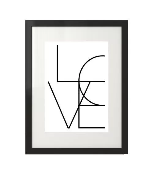 Typograficzny plakat z napisem "LOVE"